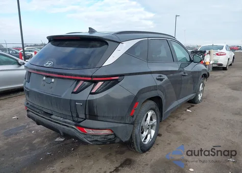 2022 Hyundai Tucson Sel z USA, uszkodzony, nr VIN 5NMJBCAE9NH137889